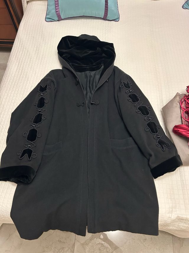 Abrigo Lana Virgen Vánidas Negro