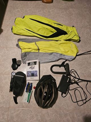 Bicicleta Eléctrica Triciclo con Cestas