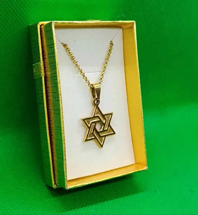Colgante Estrella de David Dorado