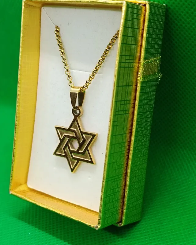 Colgante Estrella de David Dorado