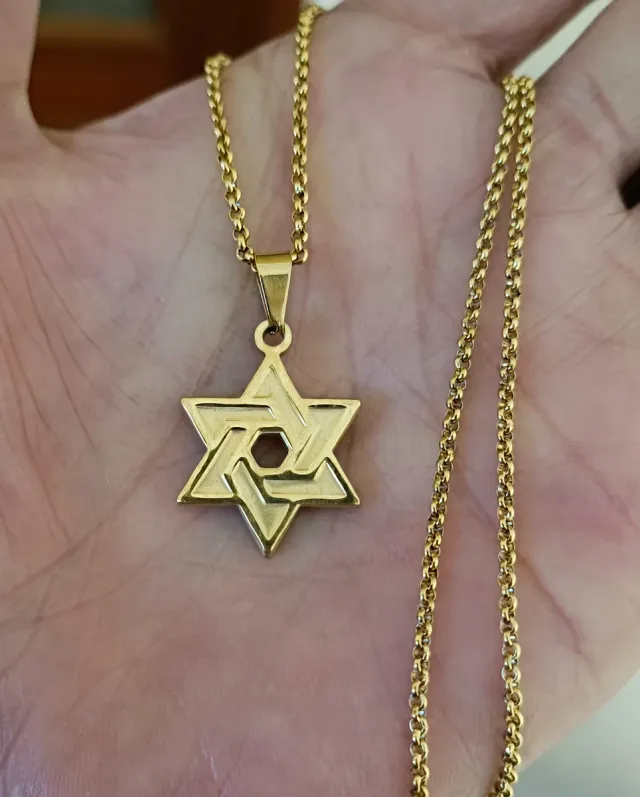 Colgante Estrella de David Dorado