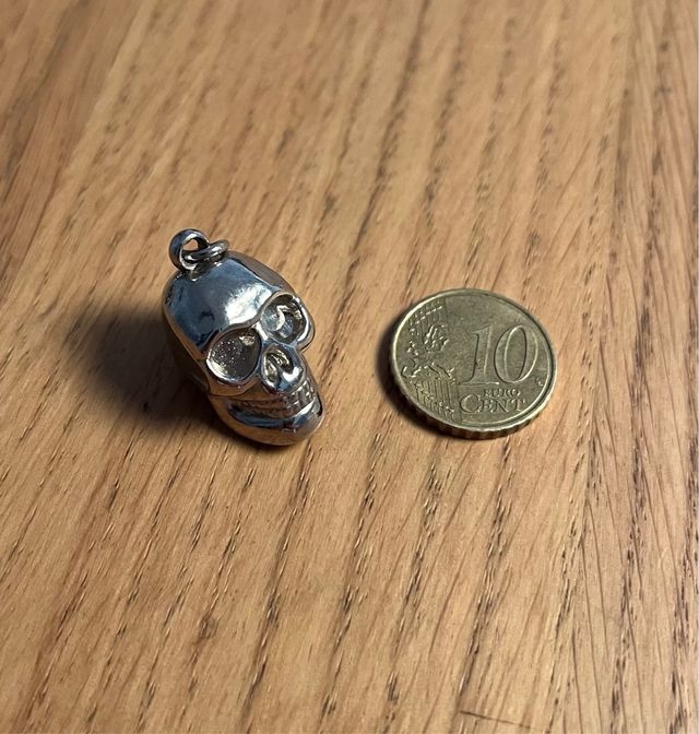 2 Colgantes Calavera Metal Plateado