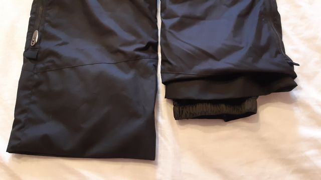 Pantalón de nieve negro a estrenar de Decathlon