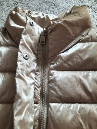 Abrigo Zara Dorado Talla S