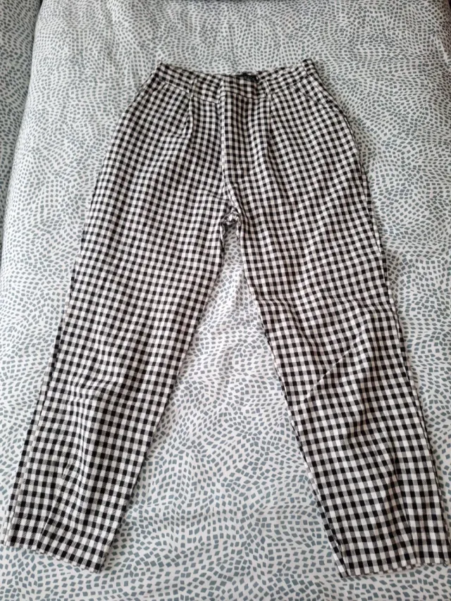 Pantalón Zara Cuadros Blanco y Negro