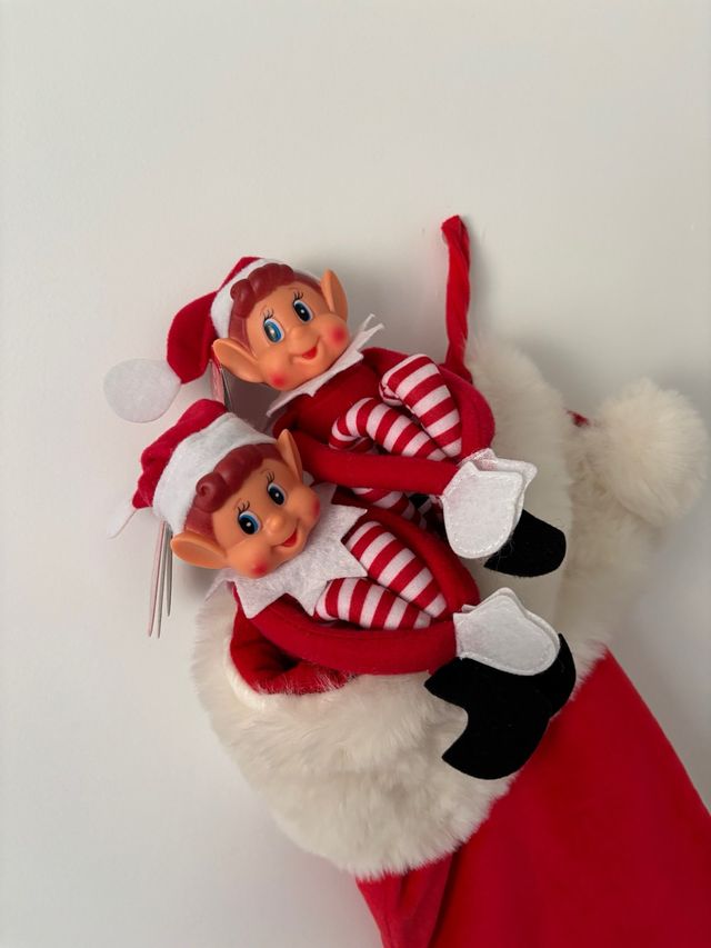 Elfos Navideños Traviesos