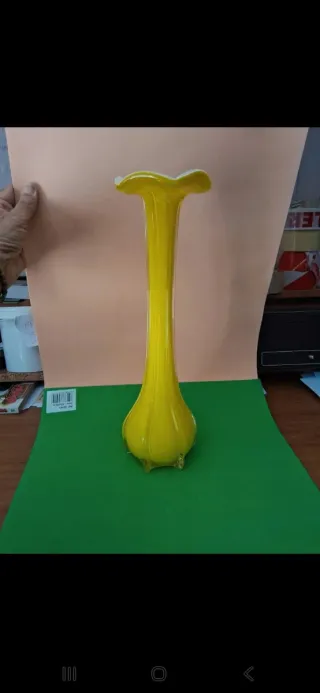 Vaso alto in vetro cristallo giallo