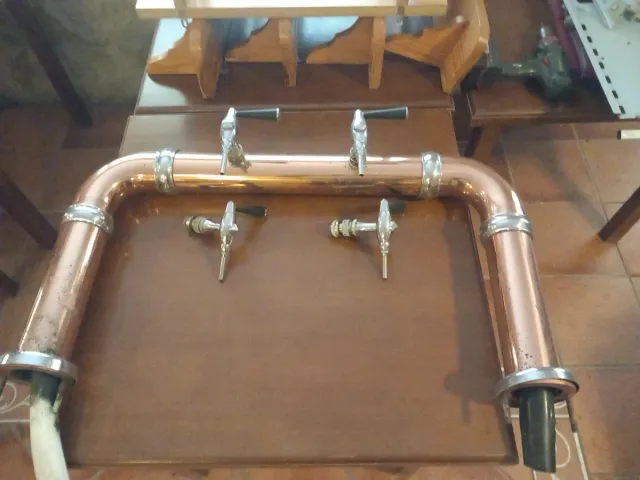 Torre 4 grifos cerveza cobre
