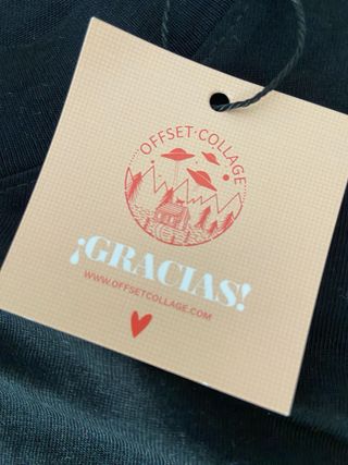 OFFSET COLLAGE Camiseta Negra No Soy Rara