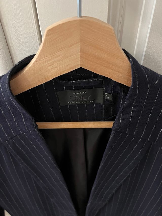 Blazer ONLY rayas azul marino Talla L