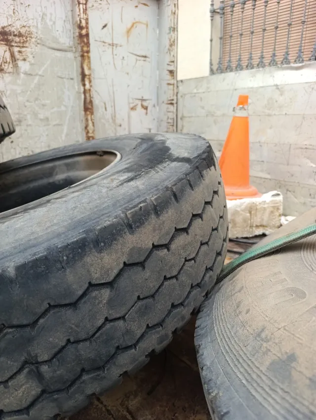 Ruedas Camión 12R22.5