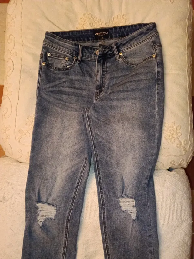 Pantalón vaquero ONLY desgastado talla S