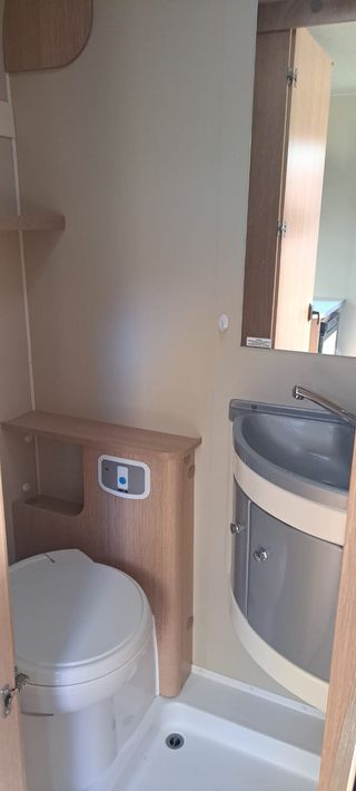 Remolque Ligero CAPRON Sunlight C42D