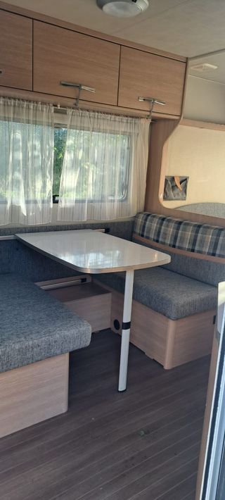 Remolque Ligero CAPRON Sunlight C42D