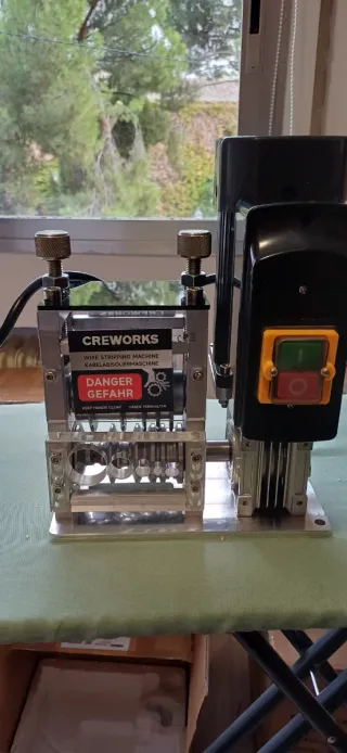 Máquina Pelacables CREWORKS