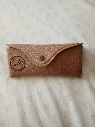 Funda para gafas Ray-Ban color marrón