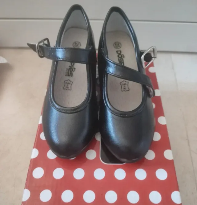 Zapatos negros niña talla 25