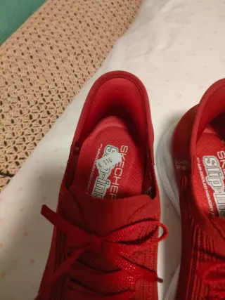 Skechers Rojas Slip-ins Mujer