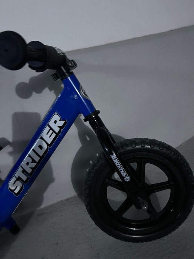 Bicicleta Strider Infantil Azul