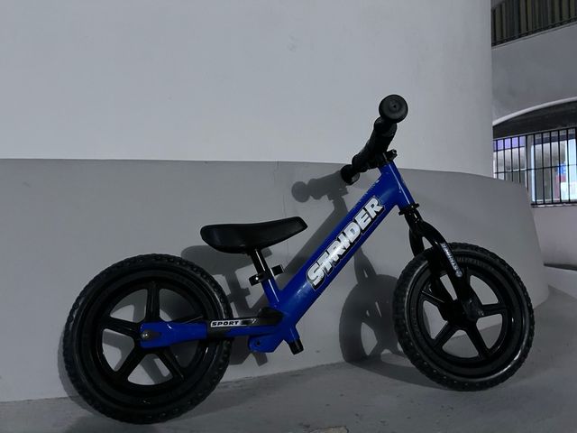 Bicicleta Strider Infantil Azul