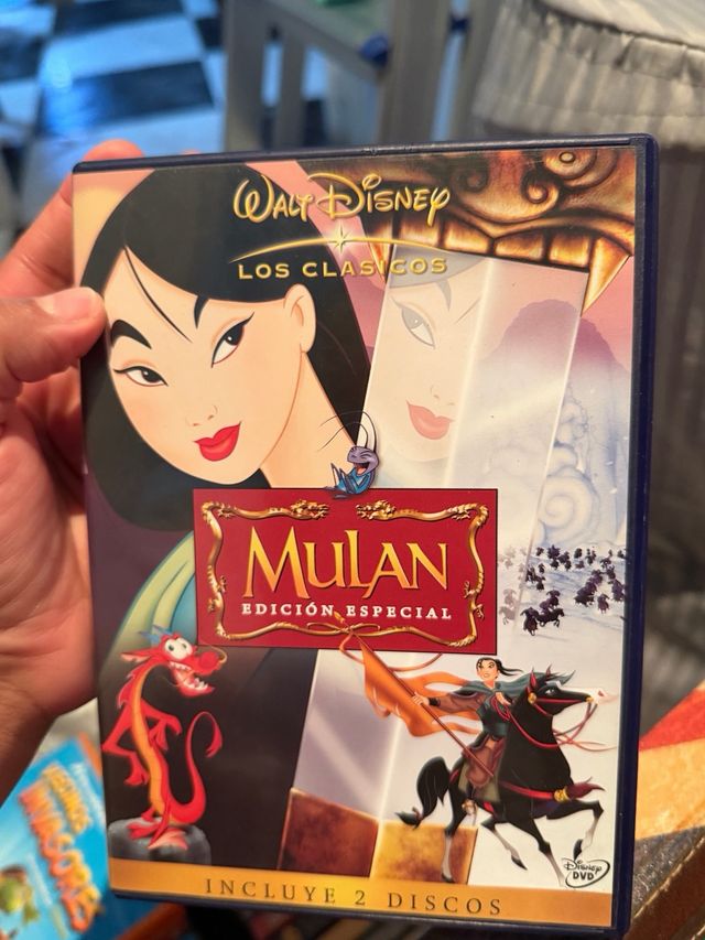 Colección Películas DVD Disney y Barbie