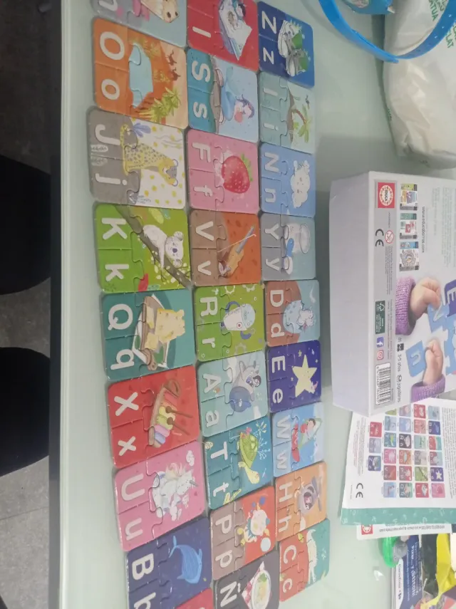 Juego de puzzles educativos ABC
