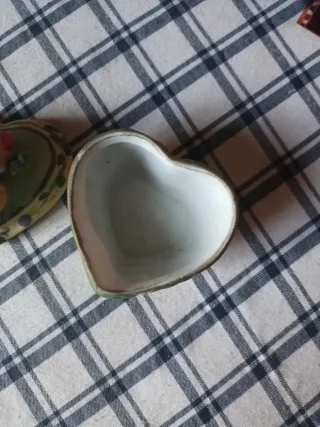 Ceramica vintage a forma di cuore