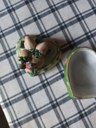 Ceramica vintage a forma di cuore