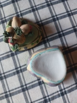 Ceramica vintage a forma di cuore