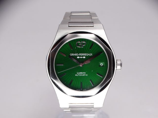 GIRARD PERREGAUX Laureato Eternity Ed. Verde FULL