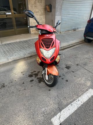 Kymco Bet & Win 125cc Roja
