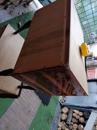 2 Comodini vintage in legno da restaurare