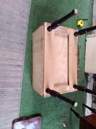 2 Comodini vintage in legno da restaurare