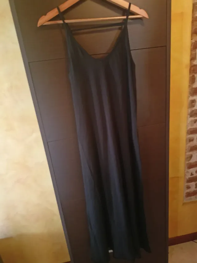 Vestito lungo schiena nuda nero