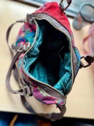 Bolso grande Desigual Multicolor.