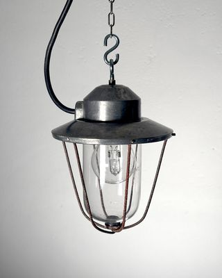 Lampade sospensione industriali bunker anni '70