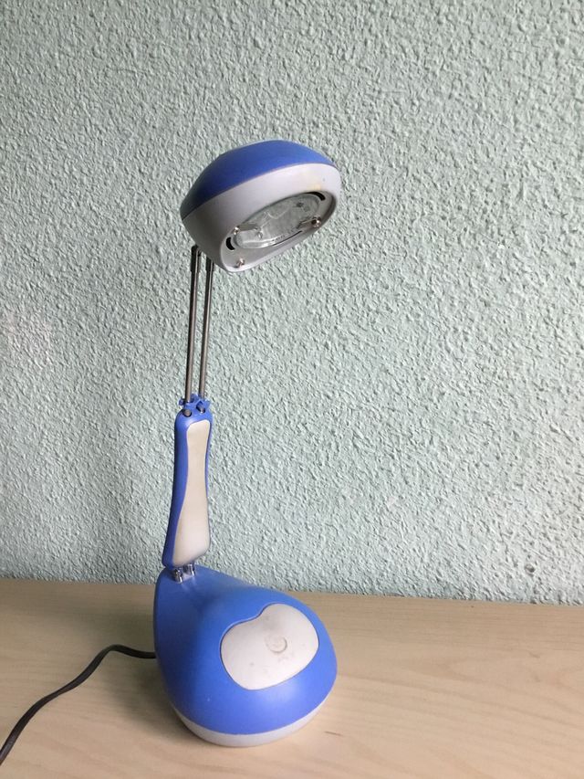 Lámpara de estudio extensible azul