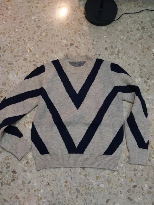 Jersey de punto con diseño chevron