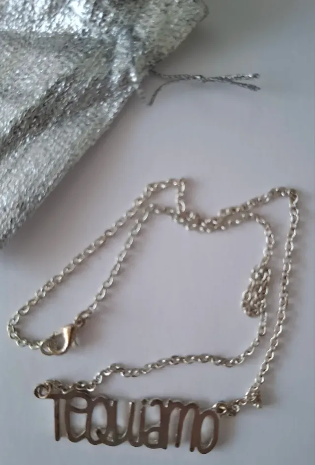 Libros Buenos días princesa + Collar oficial