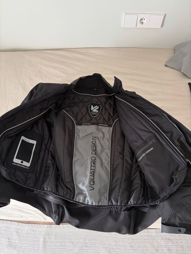 Chaqueta Moto Vquatro Negra
