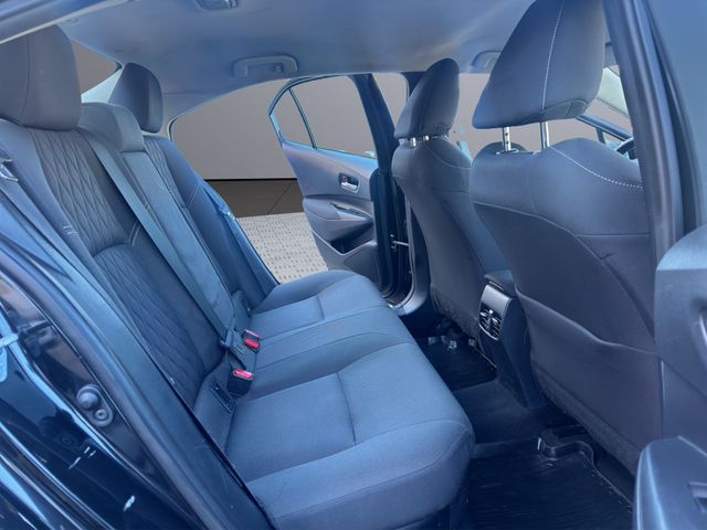 Toyota Corolla 1.8 125H ACTIVE TECH E-CVT SEDAN