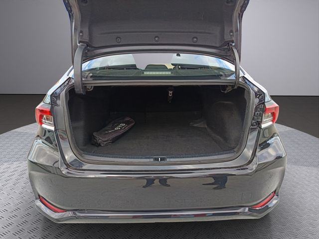 Toyota Corolla 1.8 125H ACTIVE TECH E-CVT SEDAN