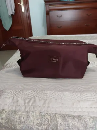 Neceser Calvin Klein Morado