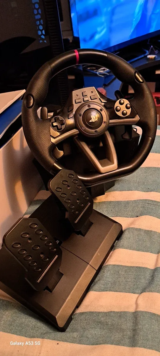 Gafas VR PS4 cumpleta + Volante y pedales Hori PS4