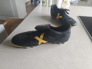 Botas de fútbol Munich multitaco