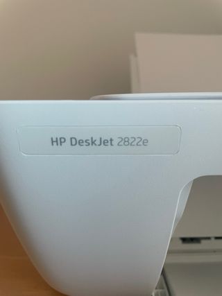 Impresora HP Deskjet 2822e - 1 mes de uso