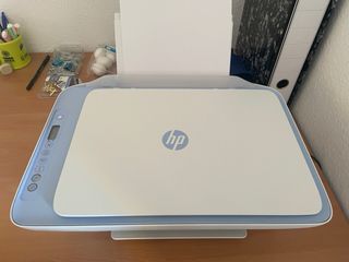 Impresora HP Deskjet 2822e - 1 mes de uso
