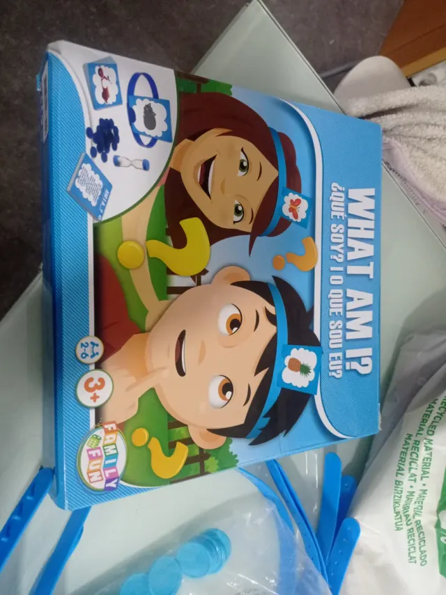 Juego de mesa What Am I?
