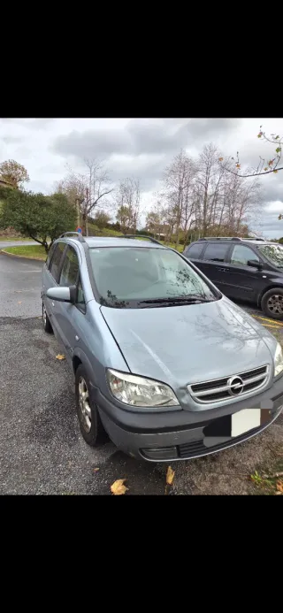 Opel Zafira 2004
