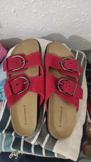 Sandalias Stradivarius Rojo Talla 40